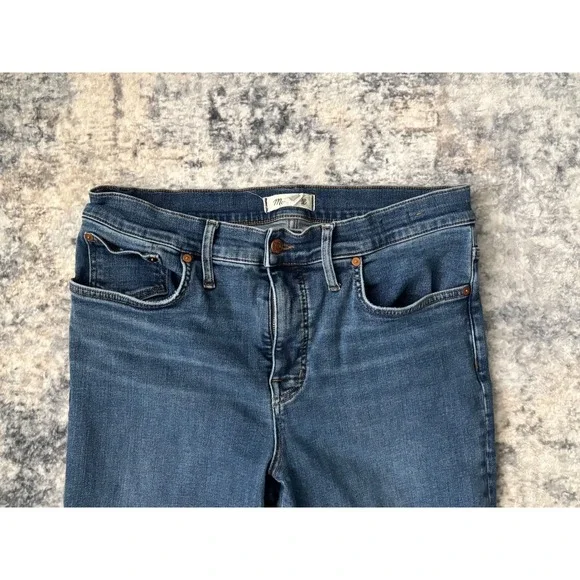 Madewell Mid Rise Kick Out Jeans Women's 31 Blue Denim Medium Wash Flare (33x28) - Picture 2 of 13